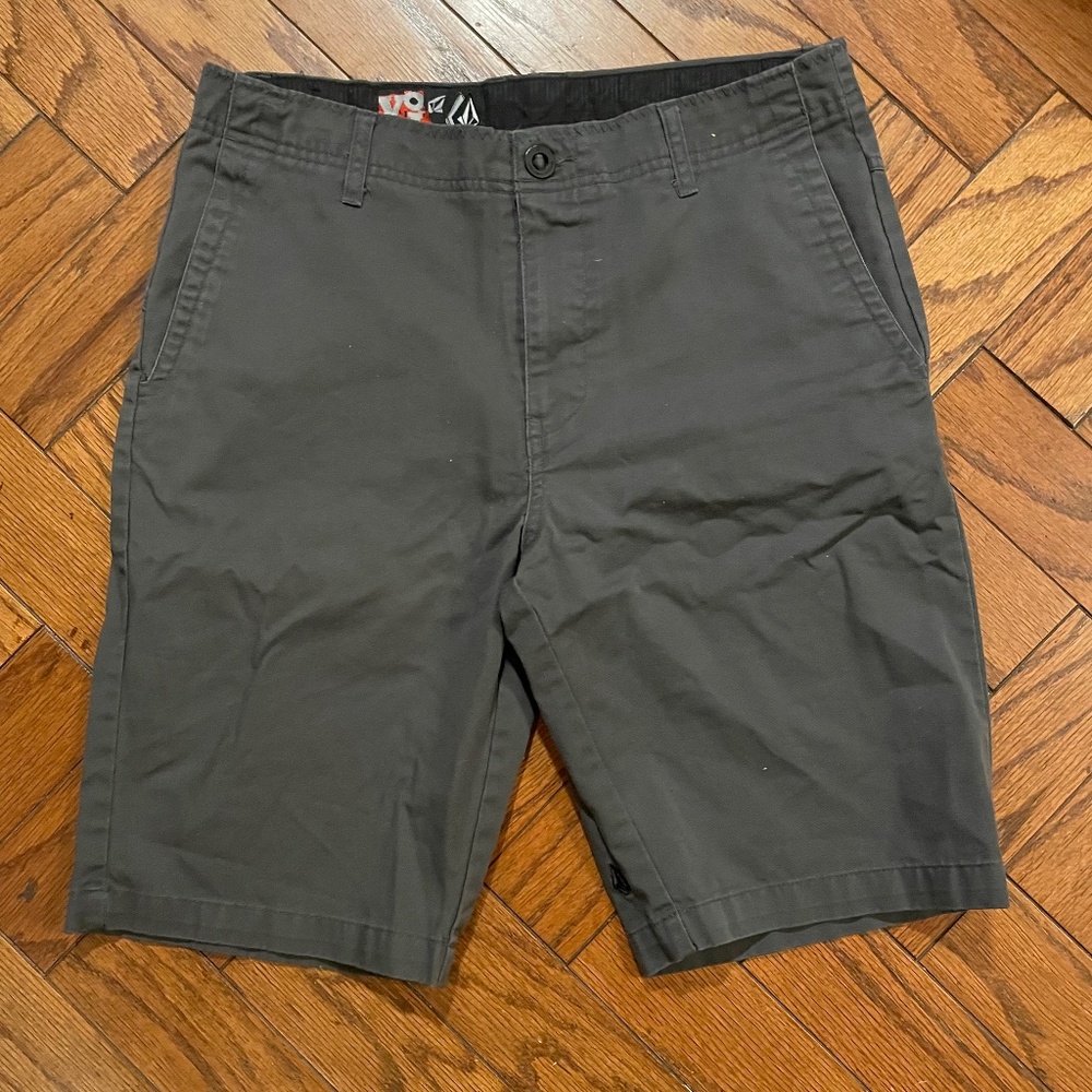 Volcom Cargo shorts